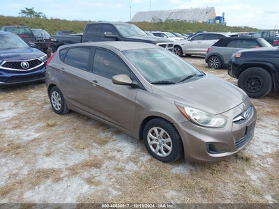 HYUNDAI ACCENT 2012