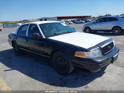 FORD CROWN VICTORIA 2011