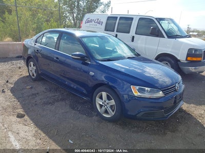 VOLKSWAGEN JETTA 2013