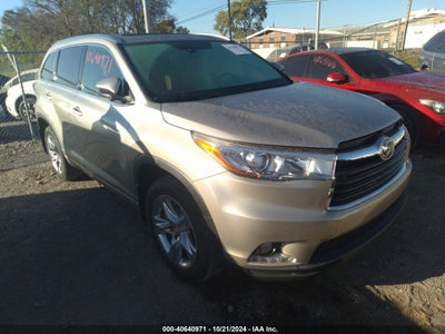 TOYOTA HIGHLANDER 2015