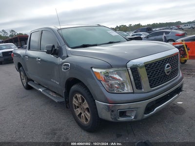 NISSAN TITAN 2017