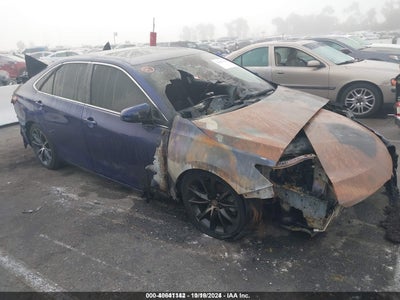 TOYOTA CAMRY 2016