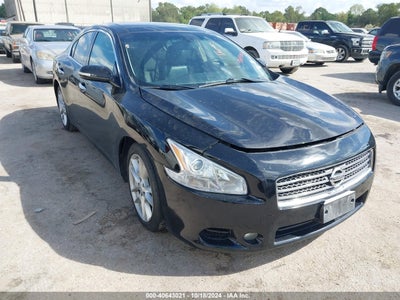 NISSAN MAXIMA 2011