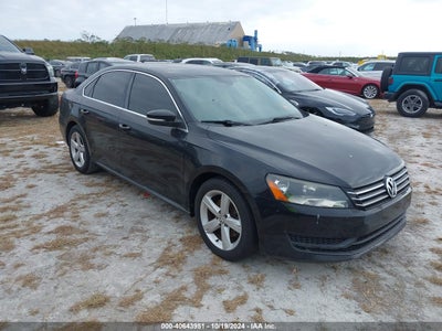 VOLKSWAGEN PASSAT 2012