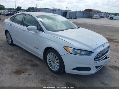 FORD FUSION HYBRID 2015