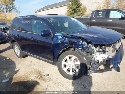 TOYOTA HIGHLANDER 2013
