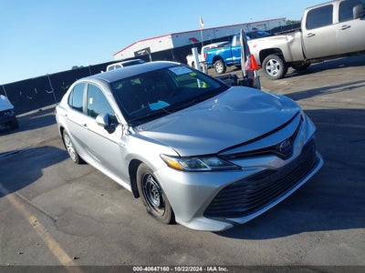 TOYOTA CAMRY HYBRID 2019
