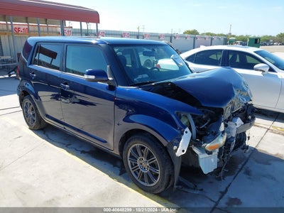 SCION XB 2013