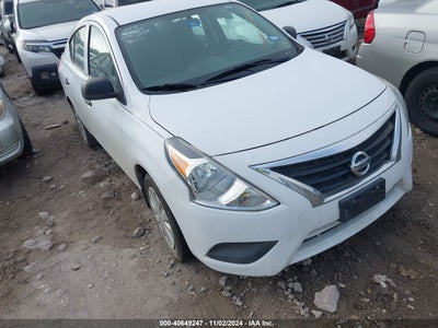 NISSAN VERSA 2015