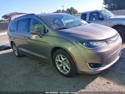CHRYSLER PACIFICA 2018