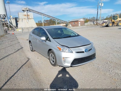 TOYOTA PRIUS 2013