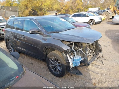 TOYOTA HIGHLANDER 2019