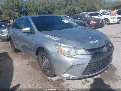 TOYOTA CAMRY 2016
