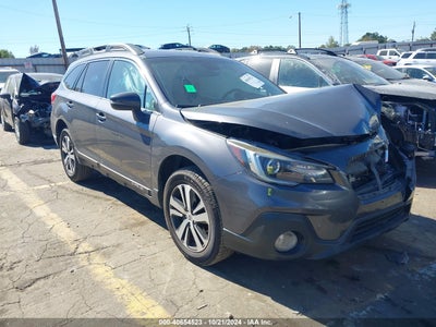 SUBARU OUTBACK 2019
