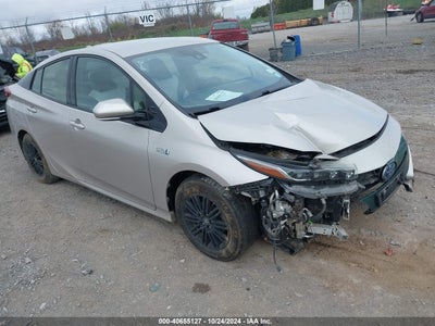 TOYOTA PRIUS PRIME 2017