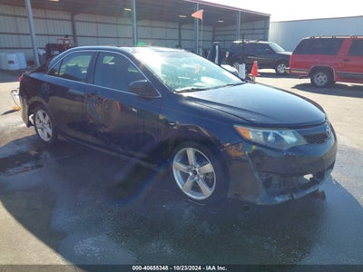 TOYOTA CAMRY 2013