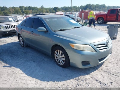 TOYOTA CAMRY 2011