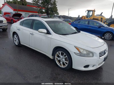 NISSAN MAXIMA 2012