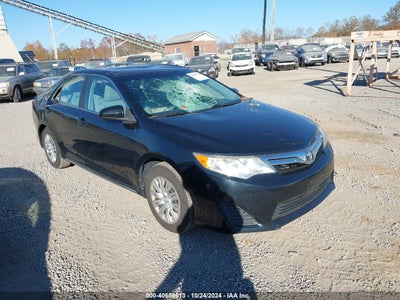 TOYOTA CAMRY 2012
