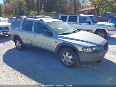 VOLVO XC70 2004