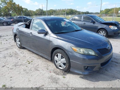 TOYOTA CAMRY 2010