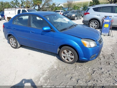 KIA RIO 2010