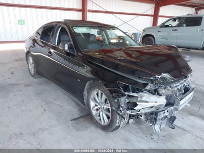 INFINITI Q50 2015