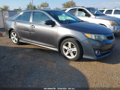 TOYOTA CAMRY 2014