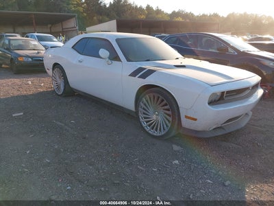DODGE CHALLENGER 2011