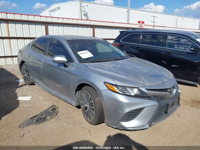 TOYOTA CAMRY 2018