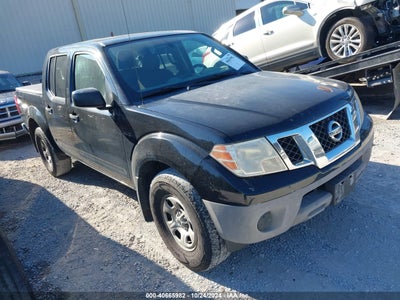 NISSAN FRONTIER 2015