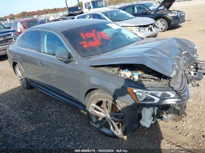VOLKSWAGEN PASSAT 2016