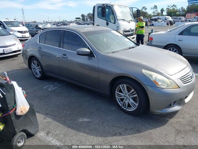 INFINITI G37 2013