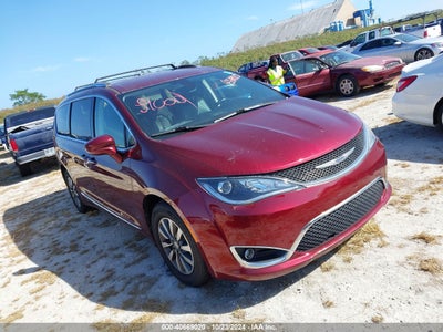 CHRYSLER PACIFICA 2020