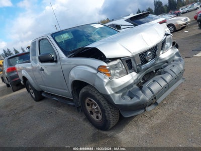 NISSAN FRONTIER 2015