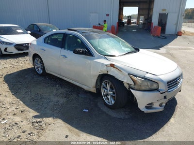 NISSAN MAXIMA 2011