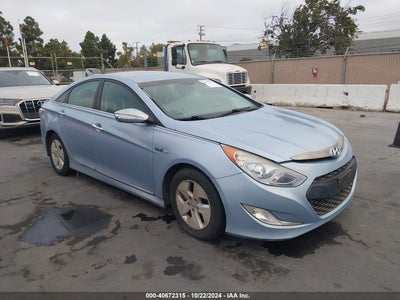 HYUNDAI SONATA HYBRID 2012