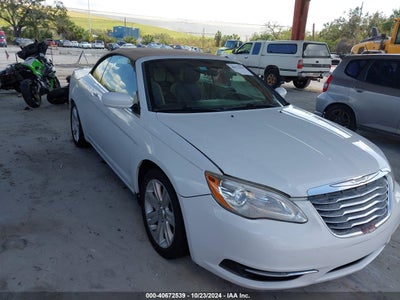 CHRYSLER 200 2012
