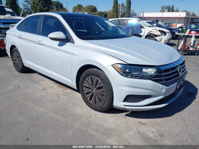 VOLKSWAGEN JETTA 2019