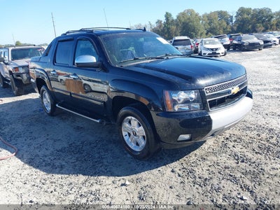 CHEVROLET AVALANCHE 2013