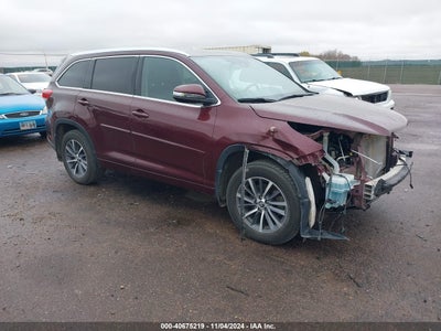 TOYOTA HIGHLANDER 2018
