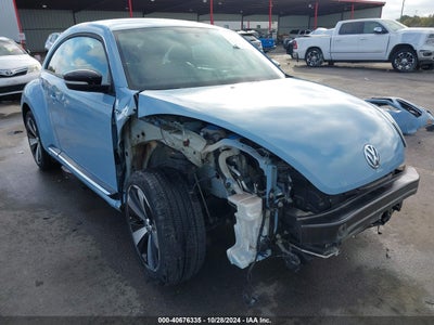 VOLKSWAGEN BEETLE 2014