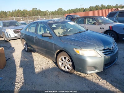 TOYOTA CAMRY 2011