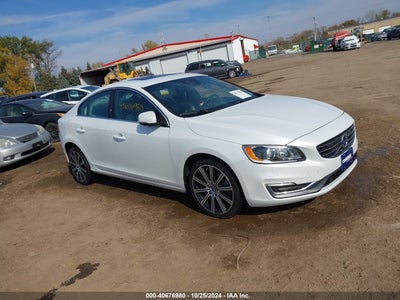 VOLVO S60 2015