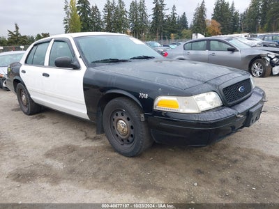 FORD CROWN VICTORIA 2011