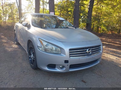 NISSAN MAXIMA 2011