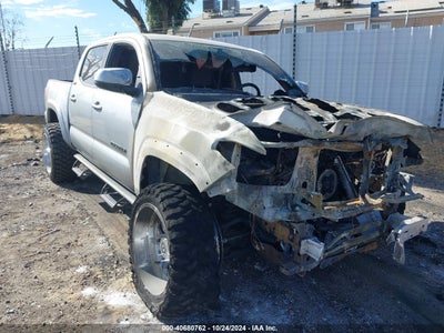 TOYOTA TACOMA 2022