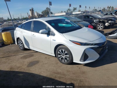 TOYOTA PRIUS PRIME 2021
