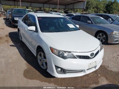 TOYOTA CAMRY 2012