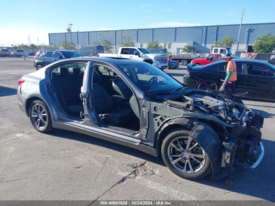 INFINITI Q50 2015